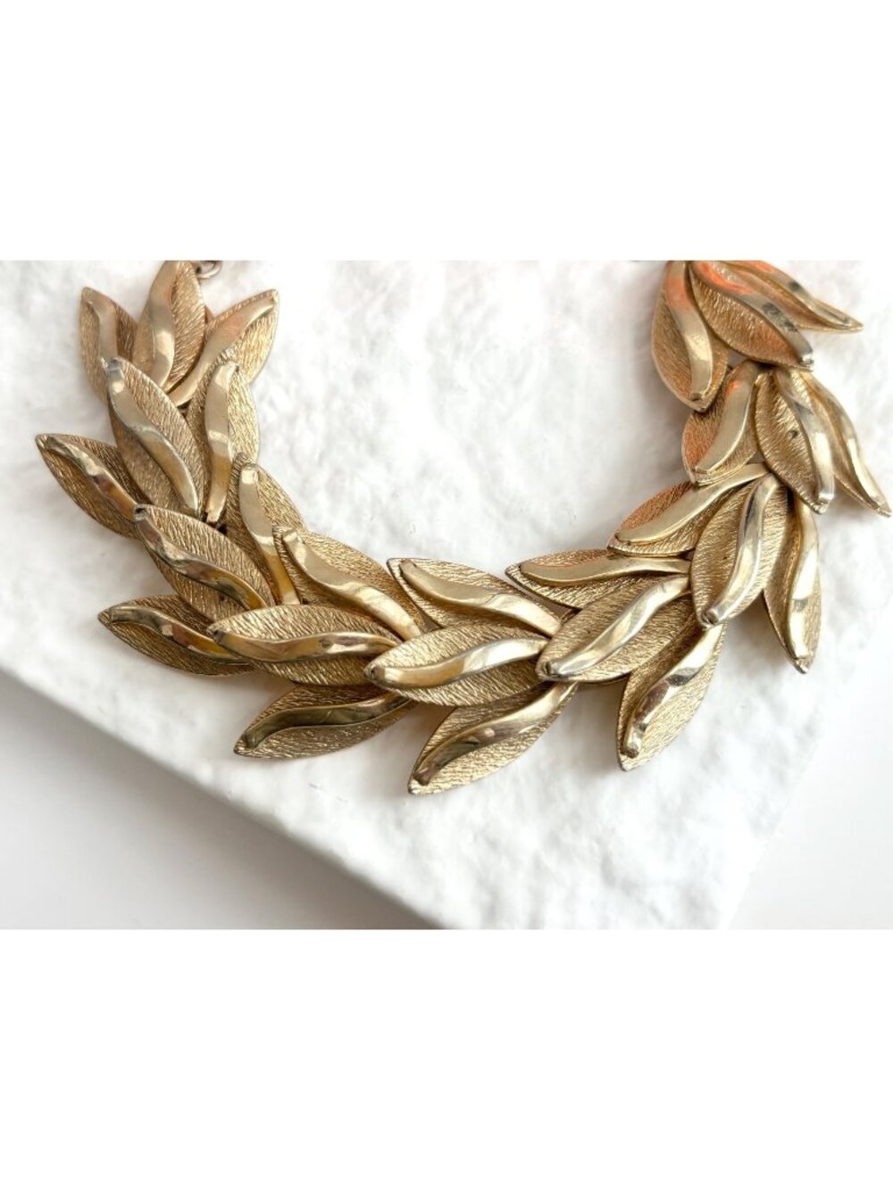 Feathered Layered Gold Toned Chainlink Chunky Vintage 80's Style Bracelet